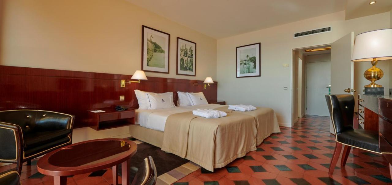 โรงแรมอัลการ์เว กาสิโน ปอร์ติเมา ภายนอก รูปภาพ A room at the Hotel