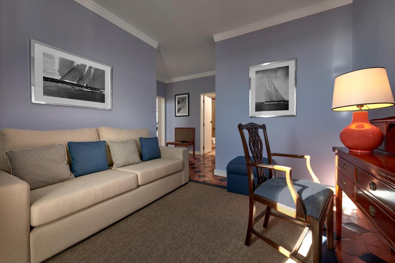 โรงแรมอัลการ์เว กาสิโน ปอร์ติเมา ภายนอก รูปภาพ A computer-generated image of a living room
